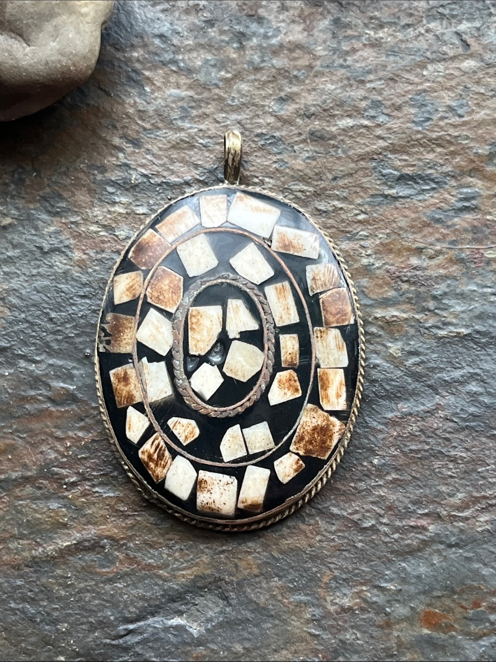 Vintage-Inspired Black and Cream Mosaic Oval Pendant